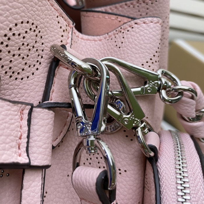 Louis Vuitton Womens Bag Drawstring Bag
