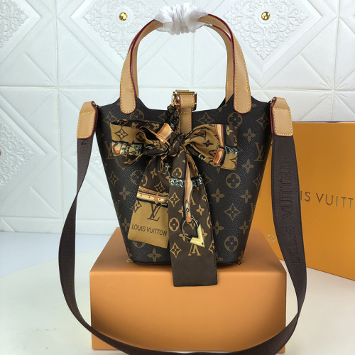 Louis Vuitton Womens Bag Crossbody Bag