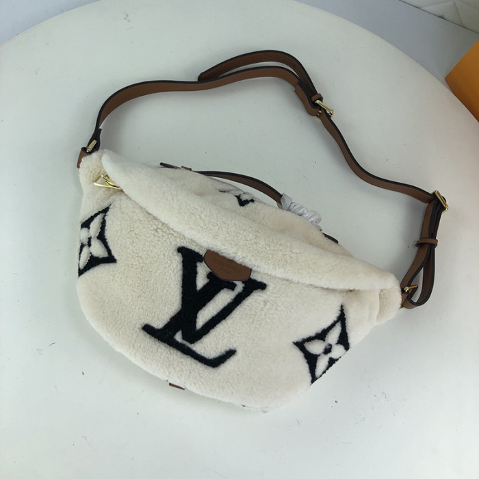 Louis Vuitton Womens Bag Crossbody Bag