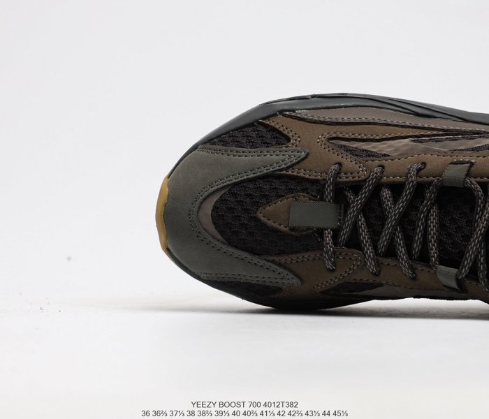 Adidas Yeezy Boost 700 OG Wave Runner Sneakers Men Womens Shoes 4012T382