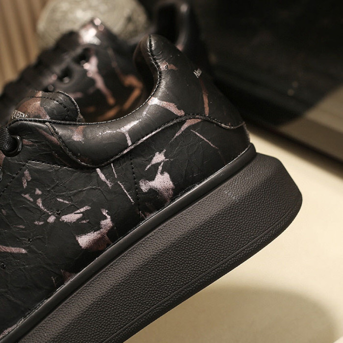Alexander McQueen Womens Mens Shoes Fashion Sneakers Unisex Design Luxury Brand Oversized Sneaker with Box