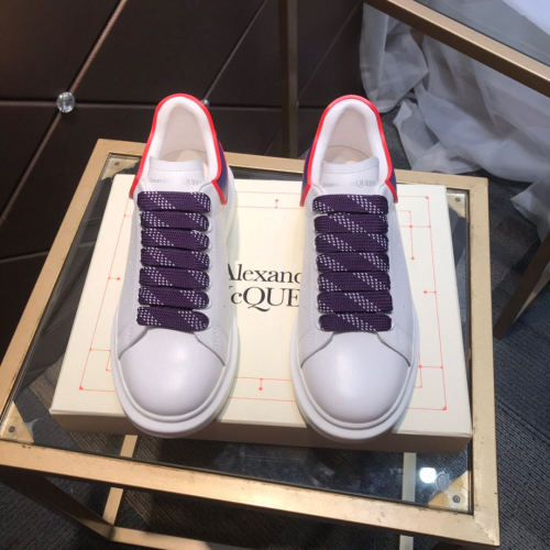Alexander McQueen Womens Mens Shoes Fashion Sneakers Unisex Design Luxury Brand Oversized Sneaker with Box