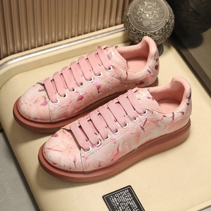 Alexander McQueen Womens Mens Shoes Fashion Sneakers Unisex Design Luxury Brand Oversized Sneaker with Box