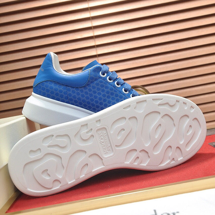 Alexander McQueen Womens Mens Shoes Fashion Sneakers Unisex Design Luxury Brand Oversized Sneaker with Box