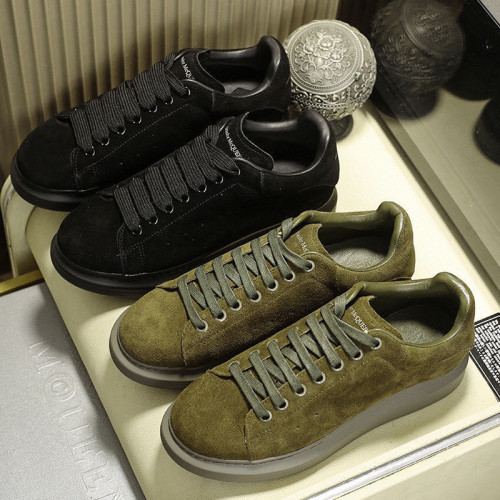 Alexander McQueen Womens Mens Shoes Fashion Sneakers Unisex Design Luxury Brand Oversized Sneaker with Box