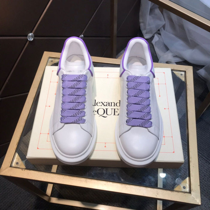 Alexander McQueen Womens Mens Shoes Fashion Sneakers Unisex Design Luxury Brand Oversized Sneaker with Box