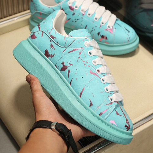 Alexander McQueen Womens Mens Shoes Fashion Sneakers Unisex Design Luxury Brand Oversized Sneaker with Box