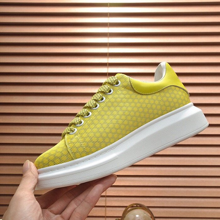 Alexander McQueen Womens Mens Shoes Fashion Sneakers Unisex Design Luxury Brand Oversized Sneaker with Box