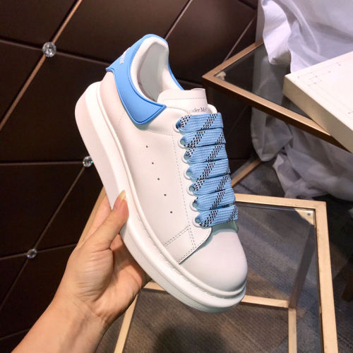 Alexander McQueen Womens Mens Shoes Fashion Sneakers Unisex Design Luxury Brand Oversized Sneaker with Box Whatsapp【+1-3239614486】
