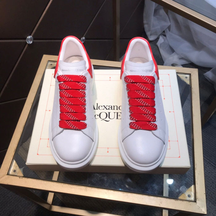 Alexander McQueen Womens Mens Shoes Fashion Sneakers Unisex Design Luxury Brand Oversized Sneaker with Box