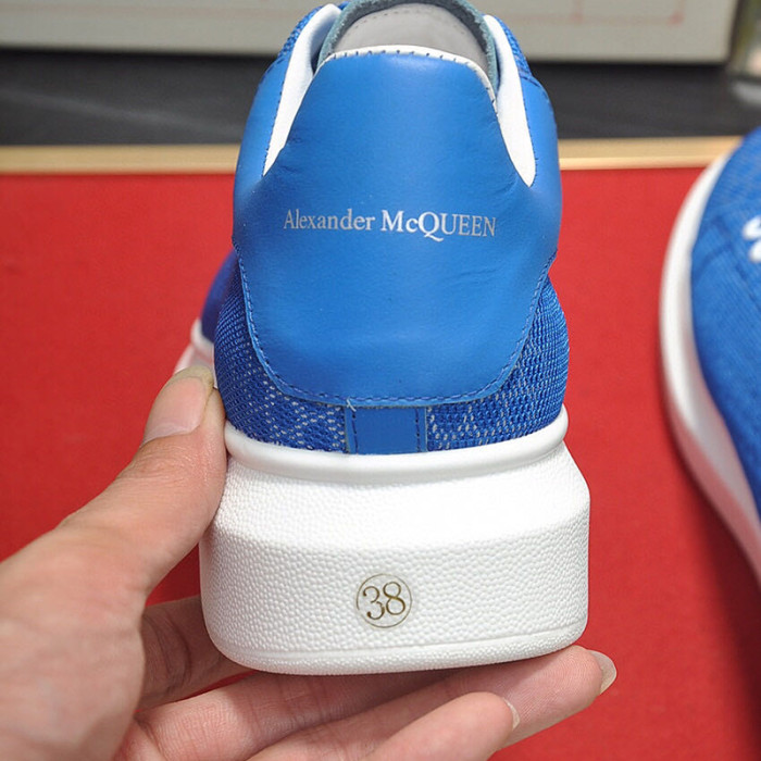 Alexander McQueen Womens Mens Shoes Fashion Sneakers Unisex Design Luxury Brand Oversized Sneaker with Box