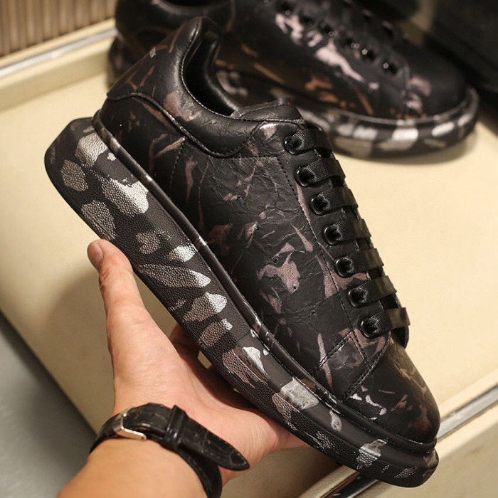 Alexander McQueen Womens Mens Shoes Fashion Sneakers Unisex Design Luxury Brand Oversized Sneaker with Box