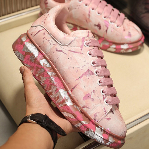 Alexander McQueen Womens Mens Shoes Fashion Sneakers Unisex Design Luxury Brand Oversized Sneaker with Box
