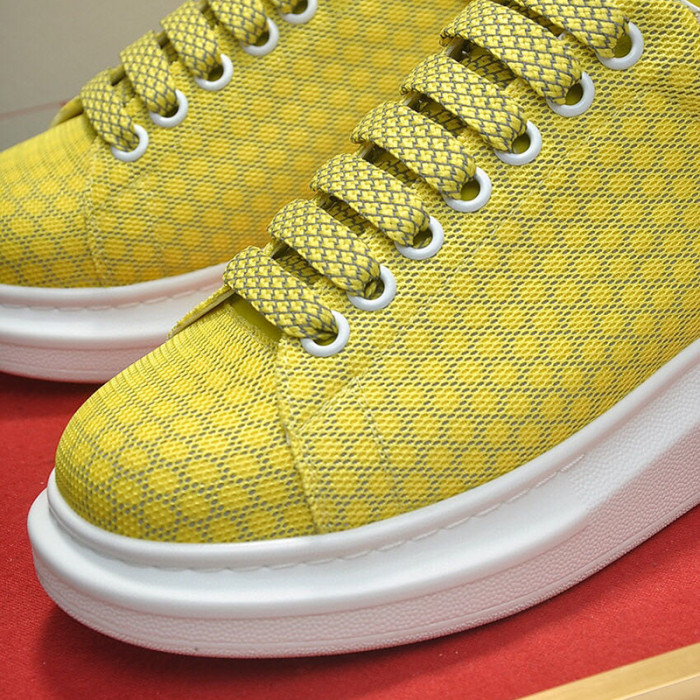 Alexander McQueen Womens Mens Shoes Fashion Sneakers Unisex Design Luxury Brand Oversized Sneaker with Box