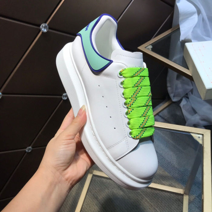 Alexander McQueen Womens Mens Shoes Fashion Sneakers Unisex Design Luxury Brand Oversized Sneaker with Box