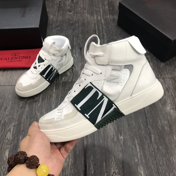 Valentino Men and Women Shoes Fashion Design Luxury Brand