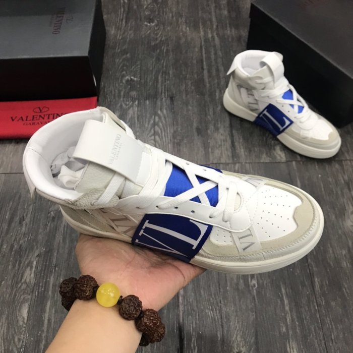 Valentino Men and Women Shoes Fashion Design Luxury Brand