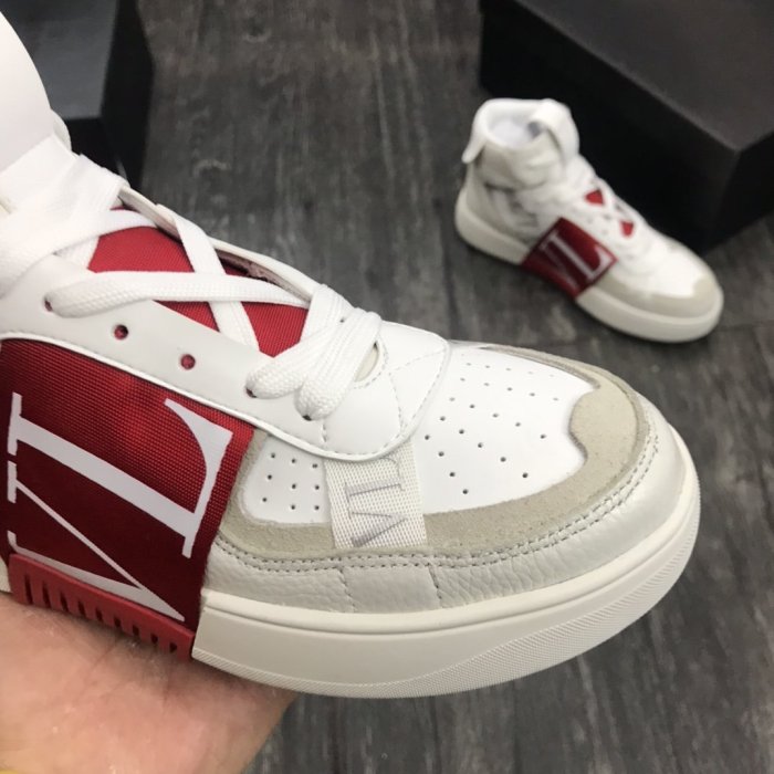 Valentino Men and Women Shoes Fashion Design Luxury Brand