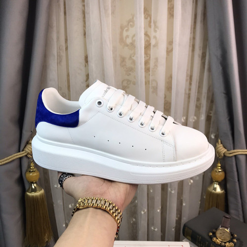 Alexander McQueen Womens Mens Shoes Fashion Sneakers Unisex Design Luxury Brand Oversized Sneaker with Box