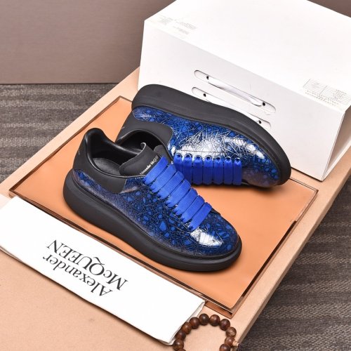 Alexander McQueen Mens Shoes Fashion Sneakers Unisex Design Luxury Brand Oversized Sneaker with Box