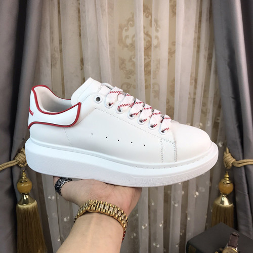Alexander McQueen Womens Mens Shoes Fashion Sneakers Unisex Design Luxury Brand Oversized Sneaker with Box