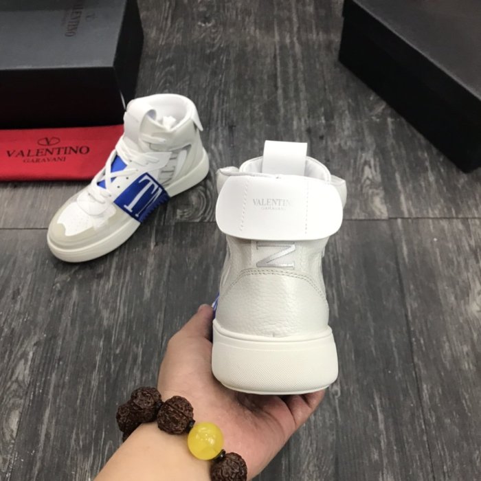 Valentino Men and Women Shoes Fashion Design Luxury Brand