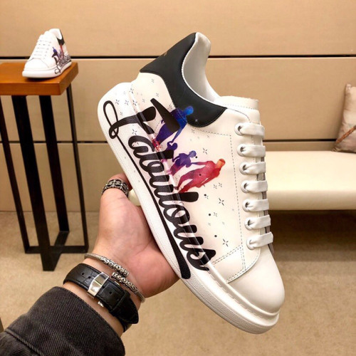 Alexander McQueen Womens Mens Shoes Fashion Sneakers Unisex Design Luxury Brand Oversized Sneaker with Box