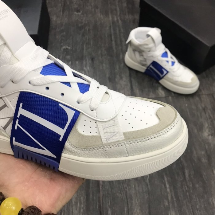 Valentino Men and Women Shoes Fashion Design Luxury Brand