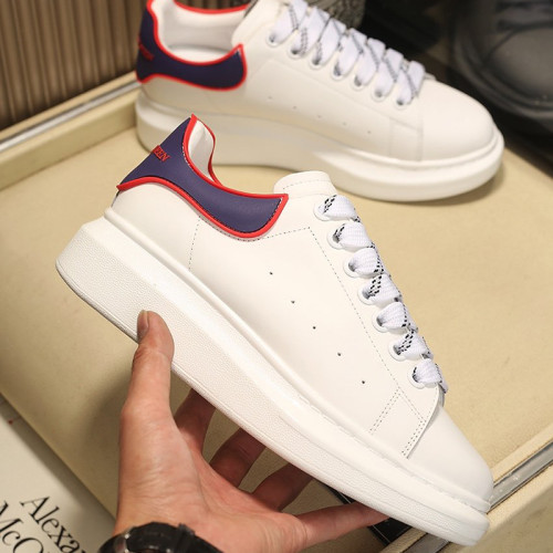 Alexander McQueen Womens Mens Shoes Fashion Sneakers Unisex Design Luxury Brand Oversized Sneaker with Box