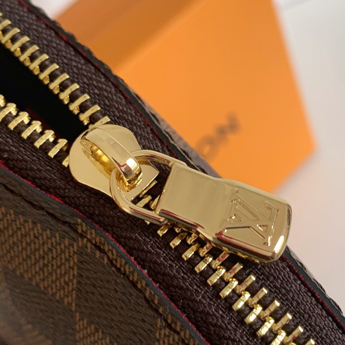 Louis Vuitton Womens Clutch Make Up Bags Luxury Fashion Type COSMETIC POUCH Damier Ebene Canvas N47516
