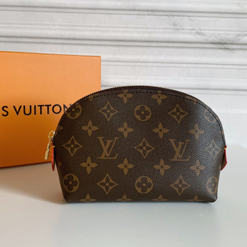 Louis Vuitton Womens Clutch Make Up Bags Luxury Fashion Type Designer COSMETIC POUCH Monogram Canvas M47515