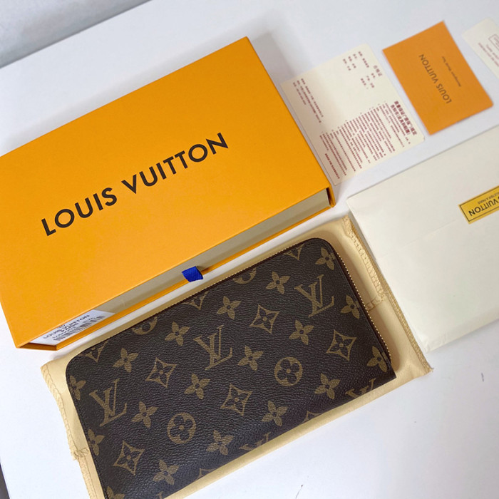 Louis Vuitton Womens Clutch Wallet Purse Bags Luxury Fashion Type Brown Monogram ZIPPY WALLET M42616