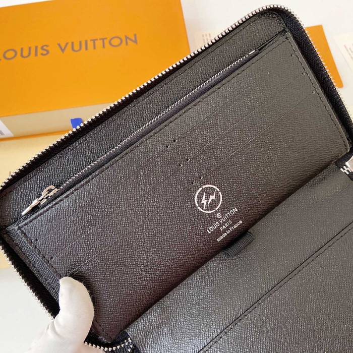 Louis Vuitton Womens Clutch Wallet Purse Bags Luxury Fashion Type Brown Monogram ZIPPY WALLET with Original Box