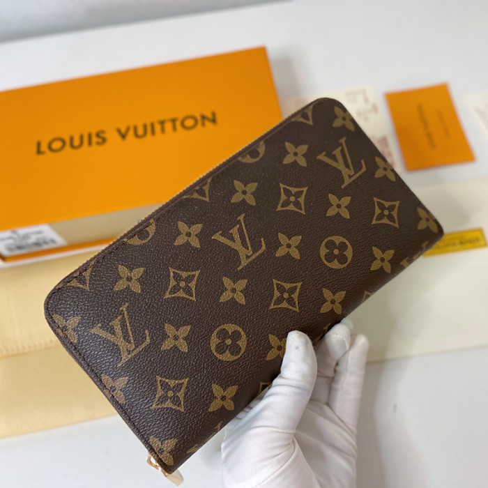 Louis Vuitton Womens Clutch Wallet Purse Bags Luxury Fashion Type Brown Monogram ZIPPY WALLET M42616