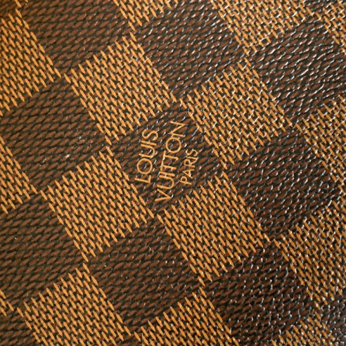 Louis Vuitton Womens Clutch Make Up Bags Luxury Fashion Type COSMETIC POUCH Damier Ebene Canvas N47516