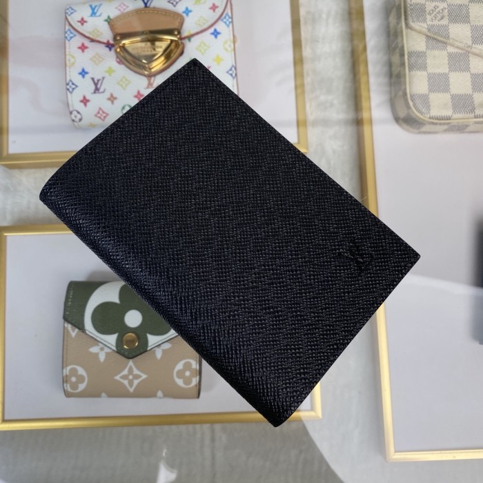 Louis Vuitton Mens Wallets Purse Luxury Brand Designer PASSPORT COVER Taiga Leather with Original Box M64596