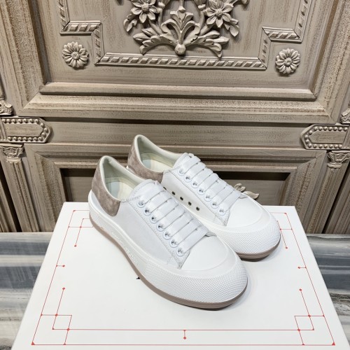 Alexander McQueen Womens Mens Shoes Fashion Sneakers Unisex Design Luxury Brand Deck Lace Up Plimsoll with Original Box