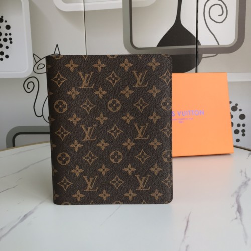 Louis Vuitton Mens Clutch Wallet Purse Bags Luxury Fashion Type Leather Mens Clutch Check Folder Notebook Cover