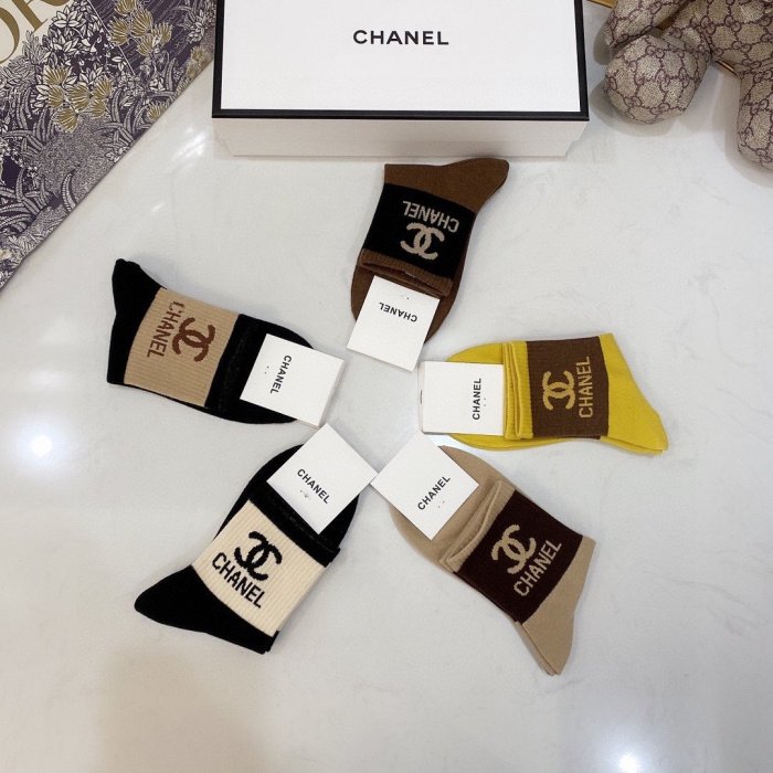 Chanel Socks 5 Pairs with Original Box Luxury Brand Breathable Chanel Sock