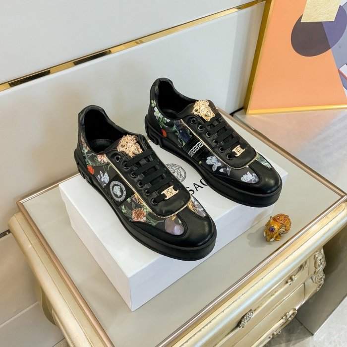 Versace Men Shoes Sneakers Fashion Design Luxury Brand