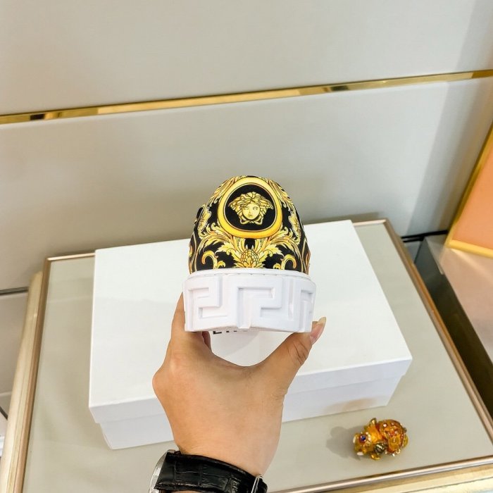 Versace Men Shoes Sneakers Fashion Design Luxury Brand