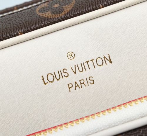 Louis Vuitton Mens Bags Messenger Bag Luxury Brand Monogram LVXNBA NIL MESSENGER Bag M45584 with Box