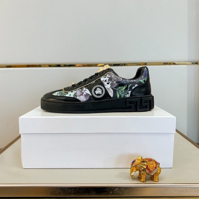 Versace Men Shoes Sneakers Fashion Design Luxury Brand