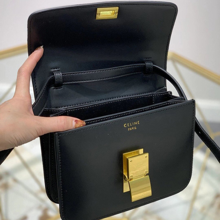 Celine Womens Bag CLASSIC BAG IN BOX CALFSKIN