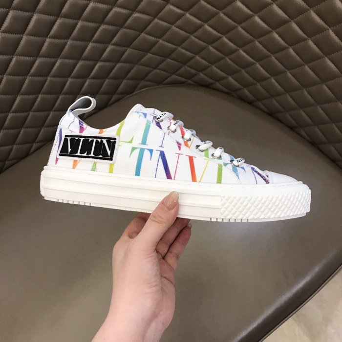 Valentino Men and Women Shoes Fashion Design Luxury Brand