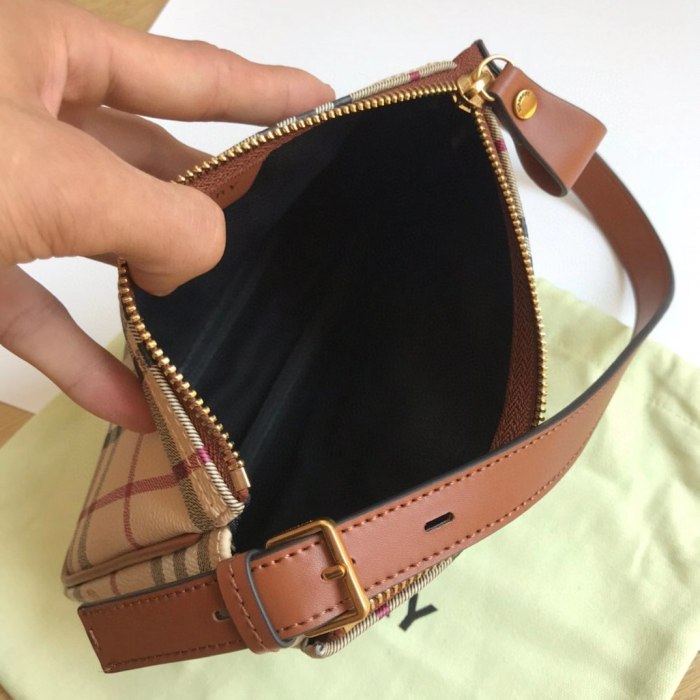 Burberry Womens Bag Shoulder Bag
