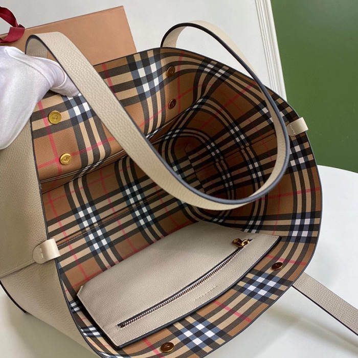 Burberry Womens Bag Totes