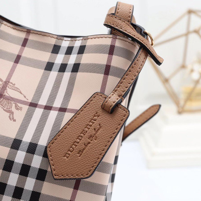 Burberry Womens Bag Bucket Bag