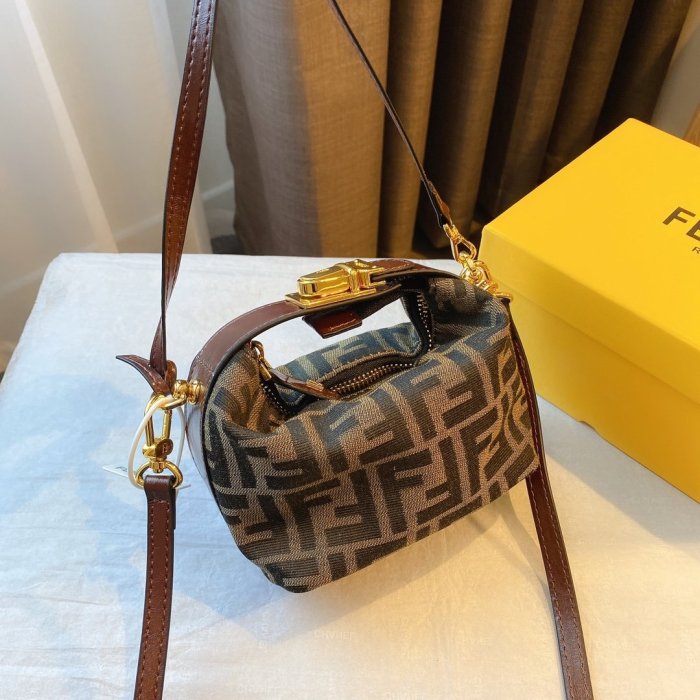 Fendi Womens Bag Crossbody Bag