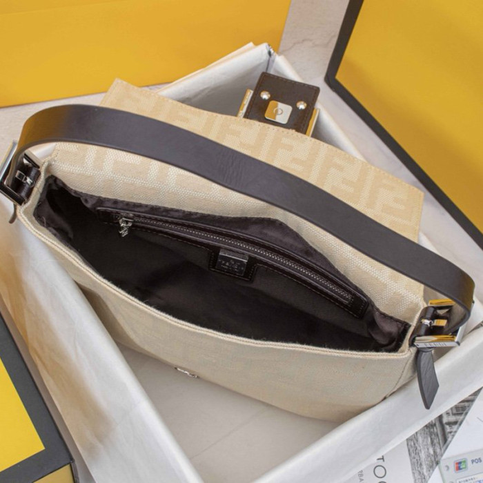 Fendi Womens Bag Shoulder Bag